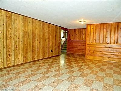 3rd image of 31605 Royalview Dr