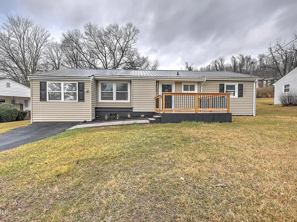 2333 Westfield St, Bristol, VA 24201