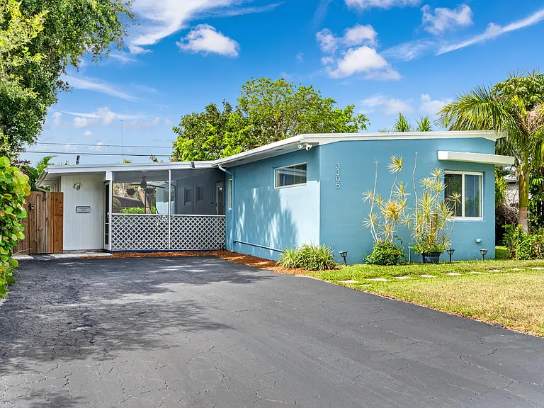 3305 SW 15th St — Photo 4