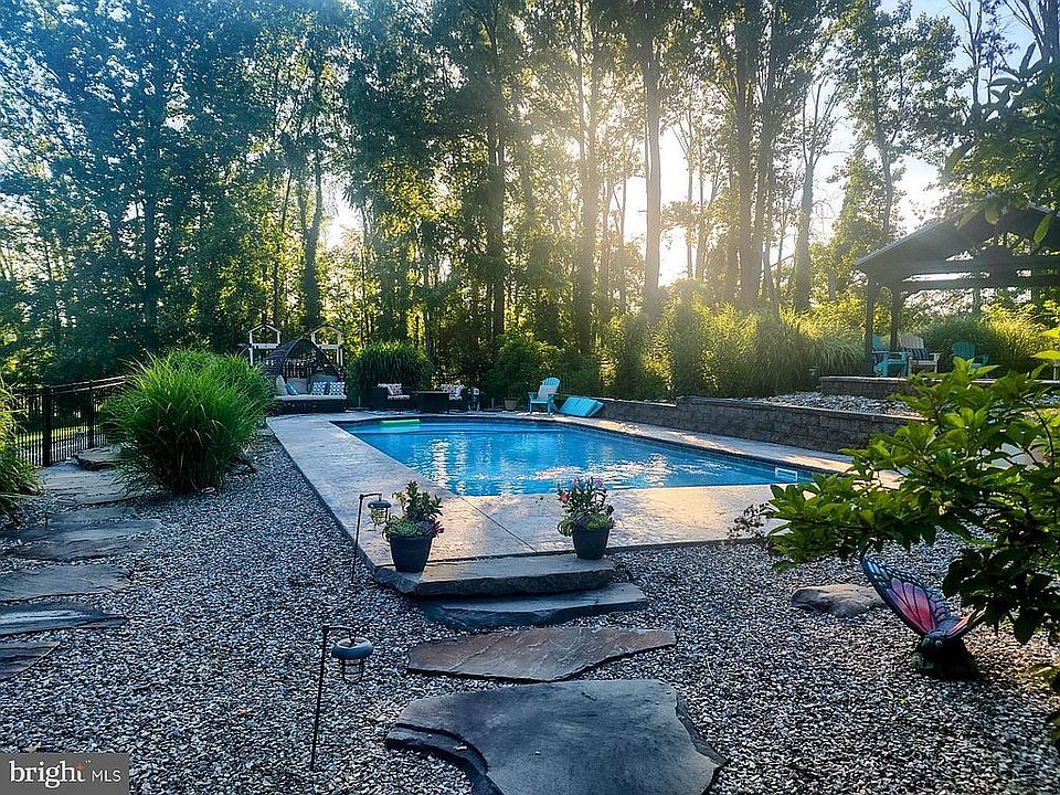 2nd image of 2602 Laurel Brook Rd