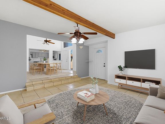 3rd image of 10519 W HEATHERBRAE Drive