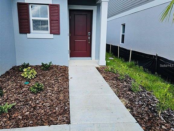2nd image of 26220 Feathergrass Cir