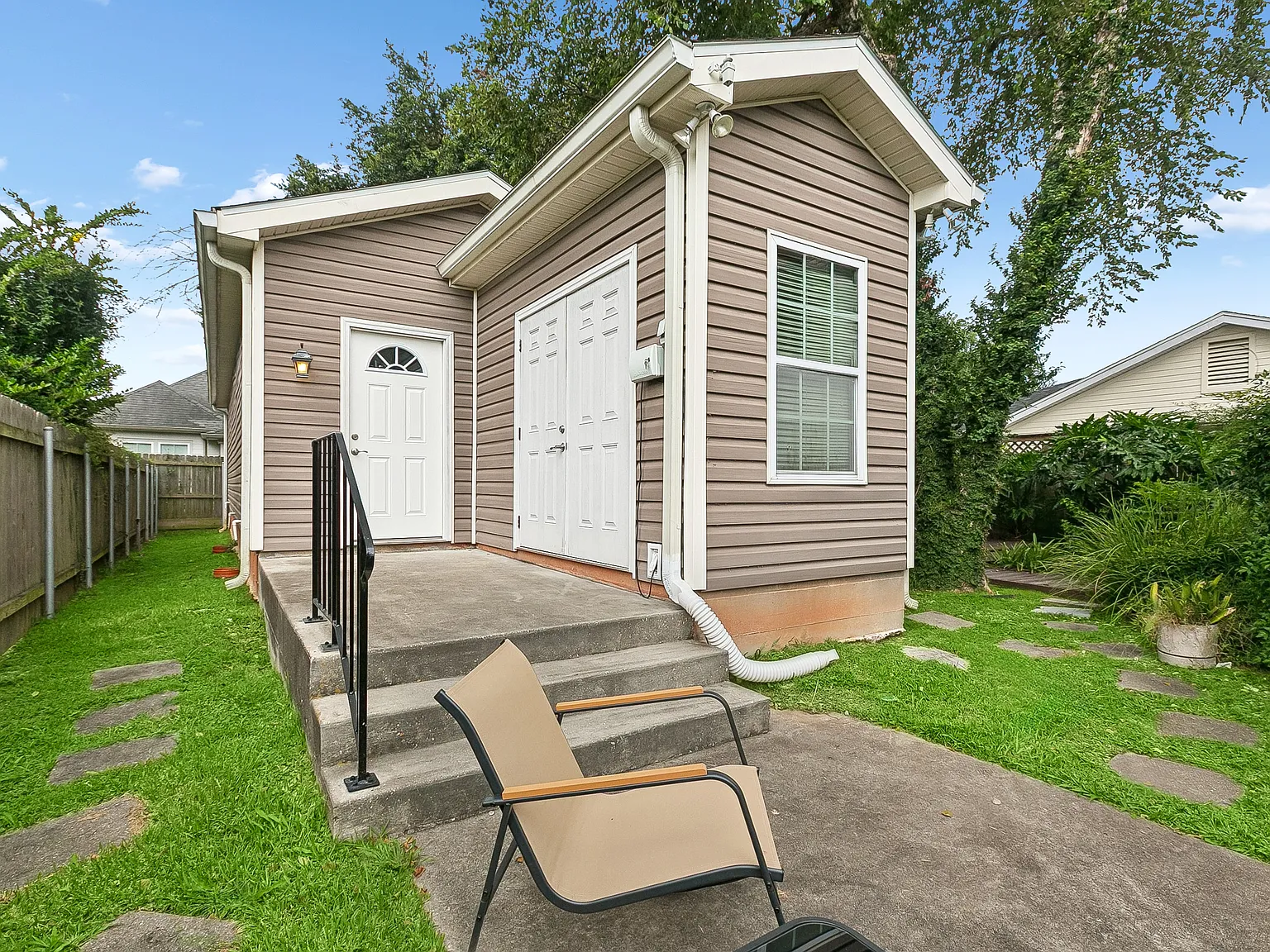 1 bed, 600 sqft, $1,100 — Photo 2