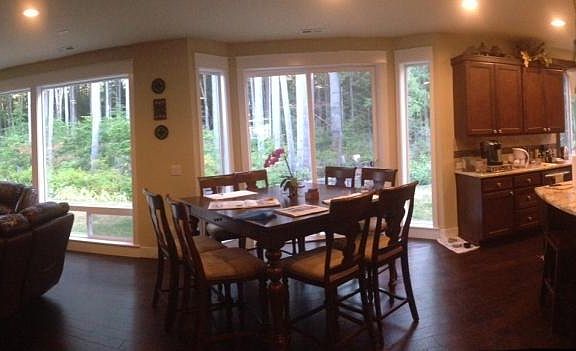 Family room ; Breakfast area ; Chef's kitchen