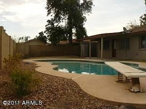2nd image of 4101 W Hayward Ave