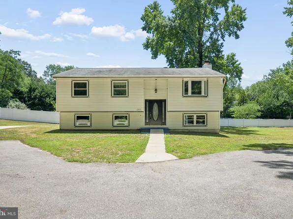 1365 Moyer Rd, Annapolis, MD 21403