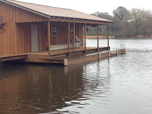 Boat house
