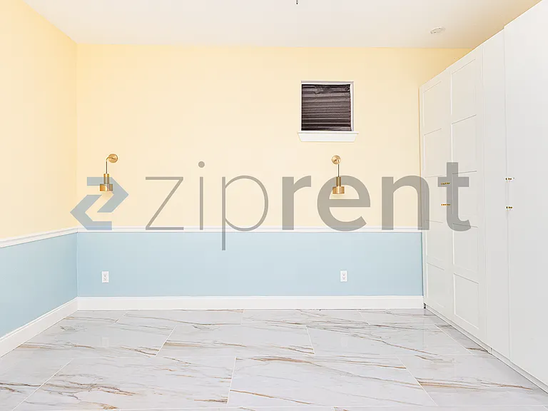 1445 Bird Rd — Photo 9