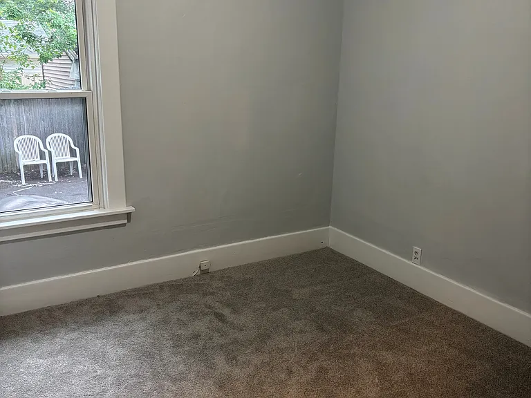 20 Fairchild Pl — Photo 5