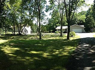 36 Williams Crossing Rd, Coventry, RI 02827