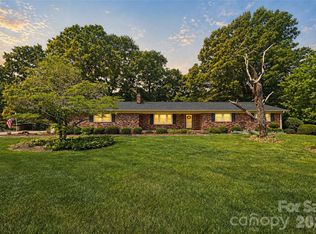 270 Lewis Ferry Rd, Statesville, NC 28677
