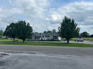 800 W Wall St, Mulberry Grove, IL 62262