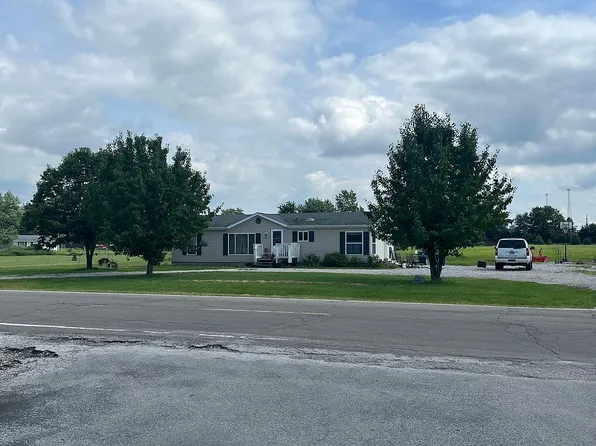 800 W Wall St, Mulberry Grove, IL 62262