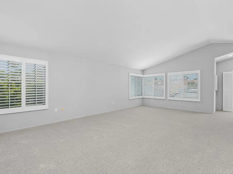 4878 Marathon Way — Photo 33