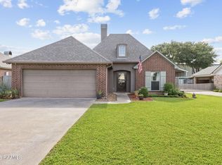 104 Sunflower Dr, Lafayette, LA 70508