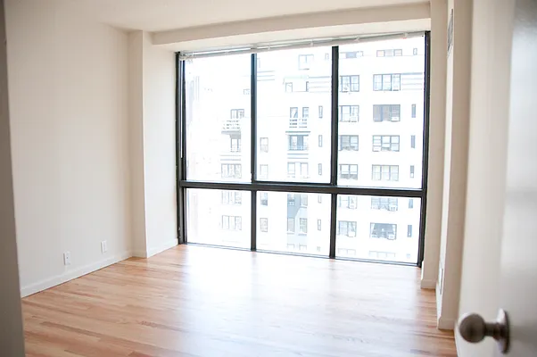 Rented by Weinberg Properties | media 17