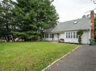 81 Tingley Ln, Edison, NJ 08820