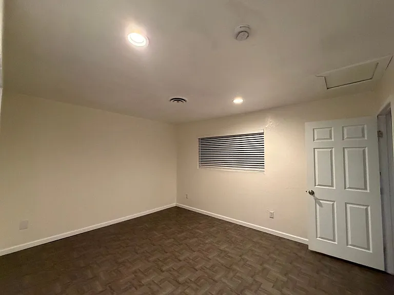 2617 Auburn Ct — Photo 25