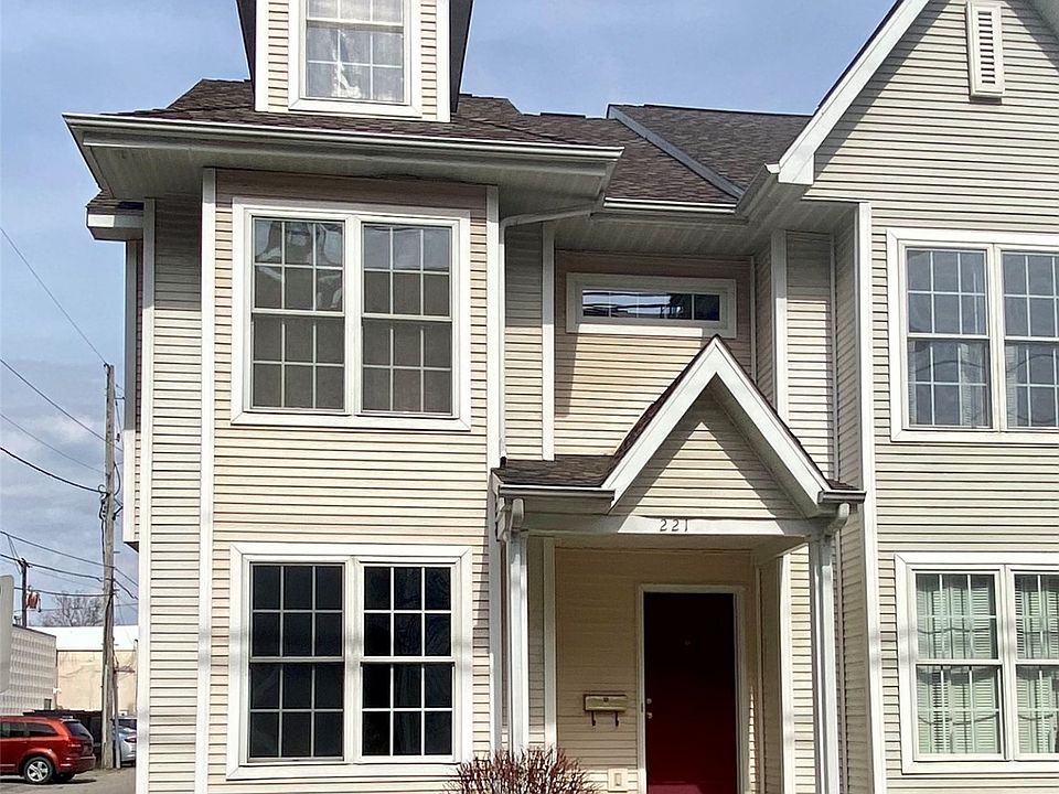 1st image of 221 W Center St #1