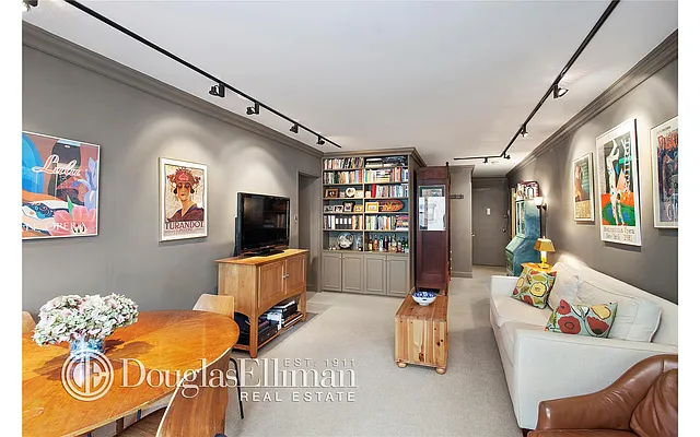 Sold by Douglas Elliman | media 14