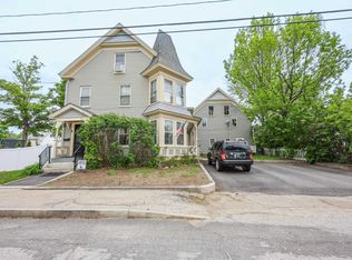 15 Pleasant St, Farmington, NH 03835