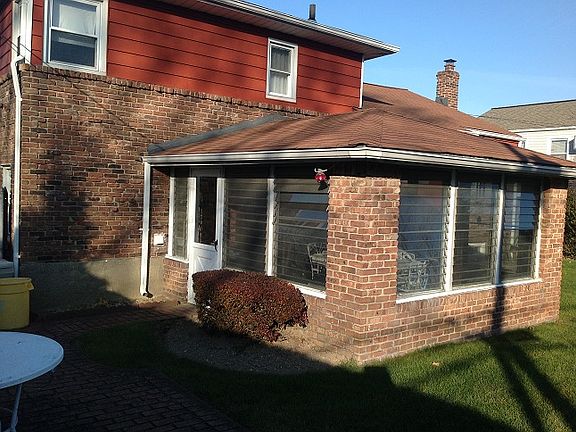 2nd image of 46 Grant St