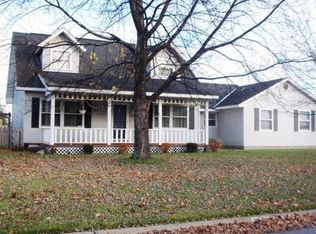 3676 Dustine Dr W, Saginaw, MI 48603