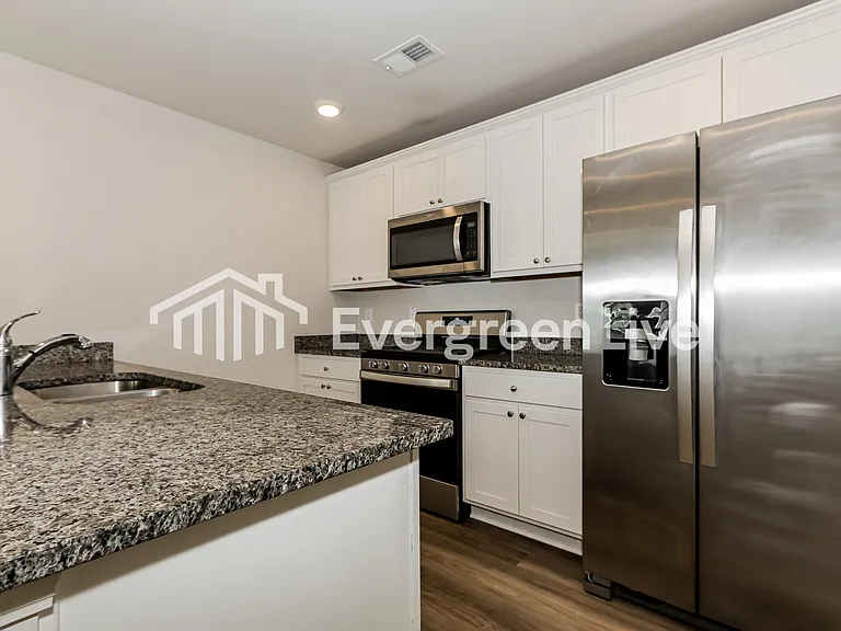 2255 Courtina Way — Photo 6