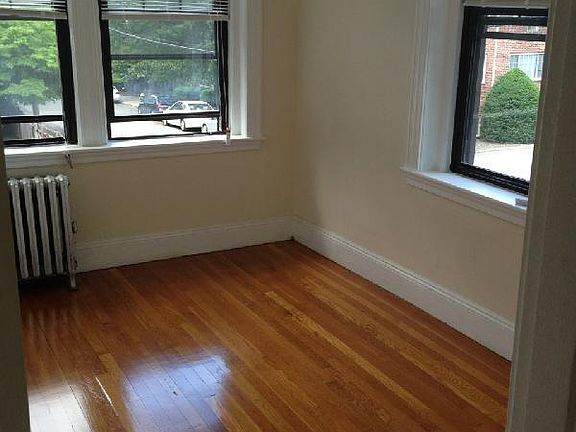 5th image of 185 Chestnut Hill Ave APT 7K