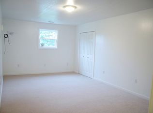 6473 Tuscarawas Rd, Midland, PA 15059