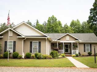 1528 Carter Rd, Farmville, VA 23901