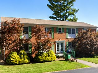 340 Chinquapin Trl APT 5, Christiansburg, VA 24073