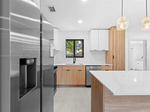 1055 Wyoming Ave, Fort Lauderdale, FL 33312