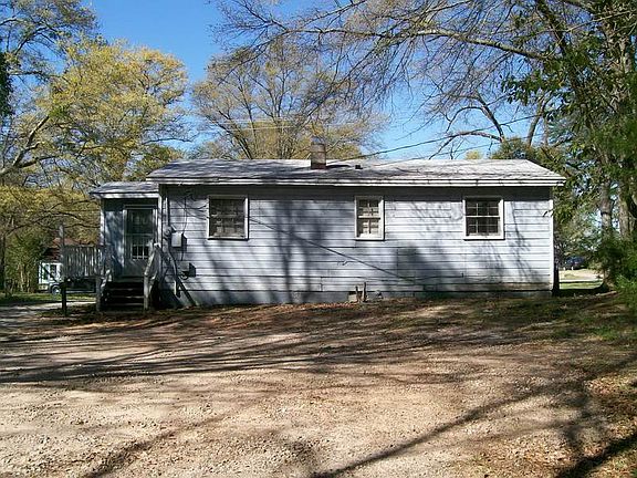 4th image of 739 Beaumont Ave