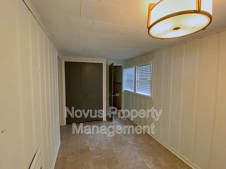 215 Pennsylvania Ave — Photo 9