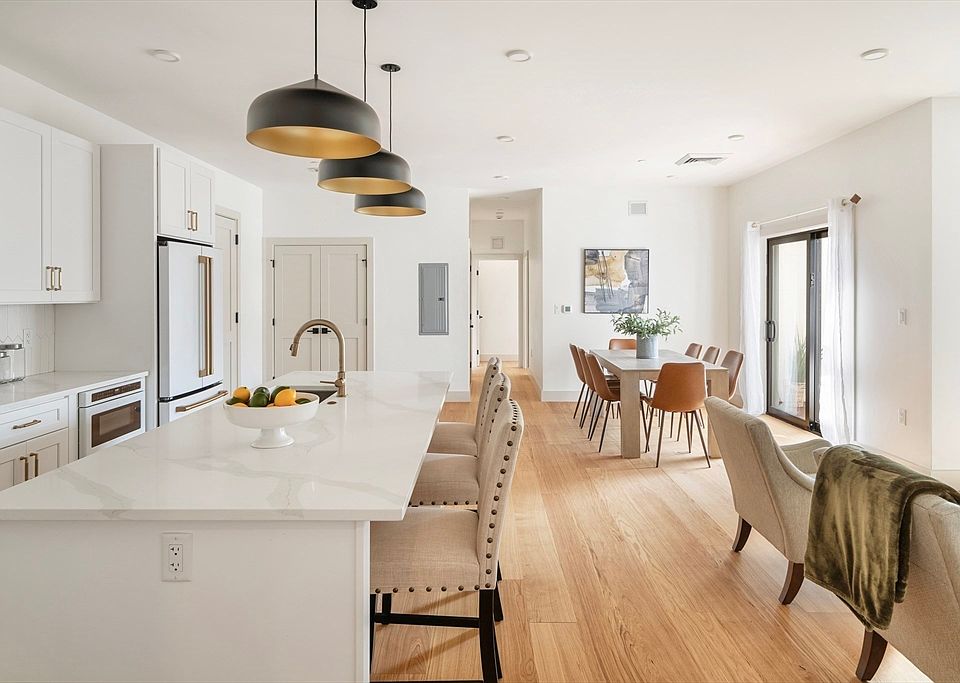 1st image of 1025 Massachusetts Ave #503