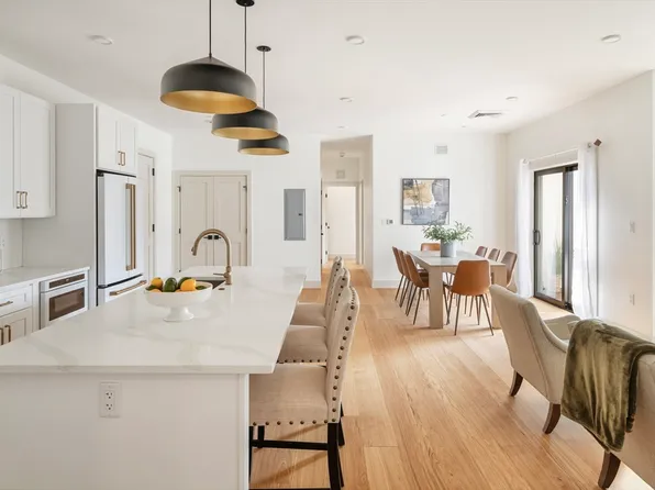 1025 Massachusetts Ave #503, Arlington, MA 02476