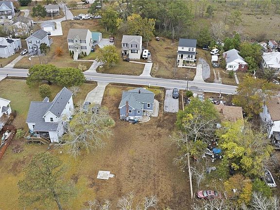 3rd image of 104 Messick Rd