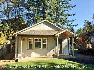 9636 SW 53rd Ave UNIT B, Portland, OR 97219