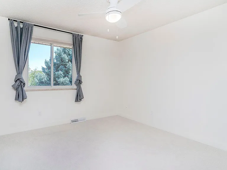 1632 S Garland St — Photo 26