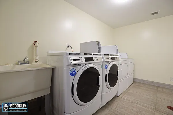 Rented by null | media 19