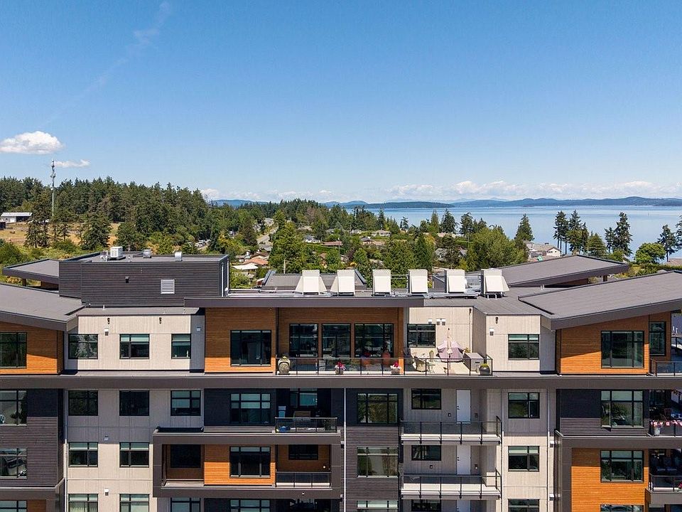 1st image of 2520 Hackett Cres #603