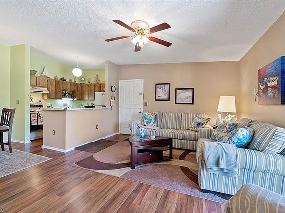 2nd image of 5713 Foxlake Dr APT 5