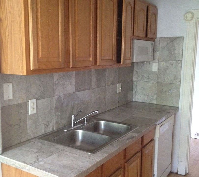 1st image of 1544 N Humboldt Ave APT 9
