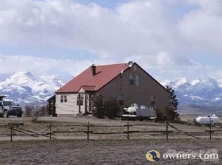 126 Spannering Rd, Big Timber, MT 59011