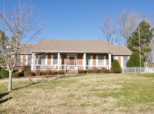483 Windrowe Dr, Cookeville, TN 38506