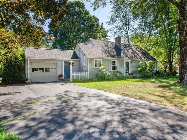 94 Buttonball Lane, Glastonbury, CT 06033