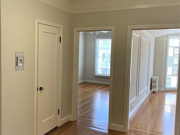 2nd image of 3415 Pierce St