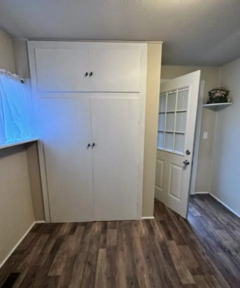 1391 SW Brown St — Photo 33