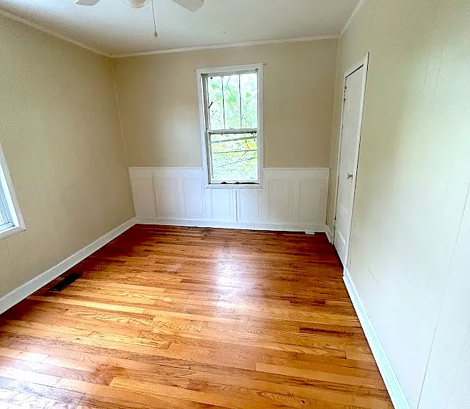 1233 E Center St — Photo 11